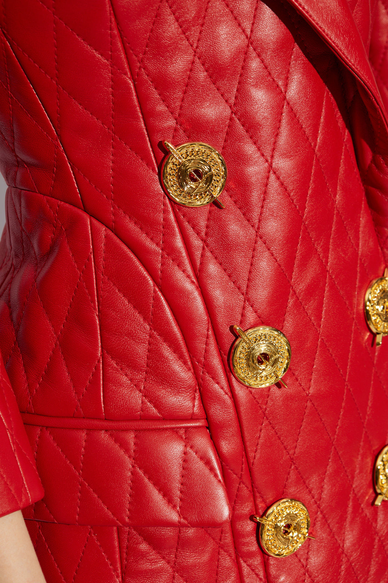 合馬公式アカウント2ページ PIERRE BALMAIN 本革 レディース Smooth leather B-Buzz 24 bag - Women | BALMAIN